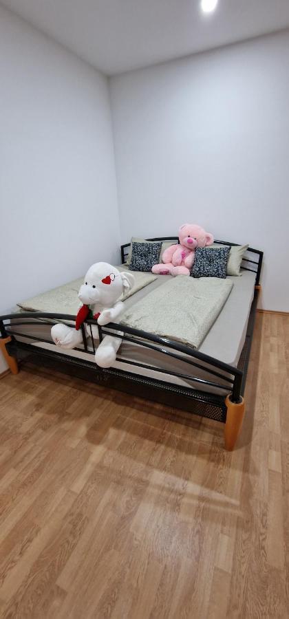 Murko P-4 Apartma *